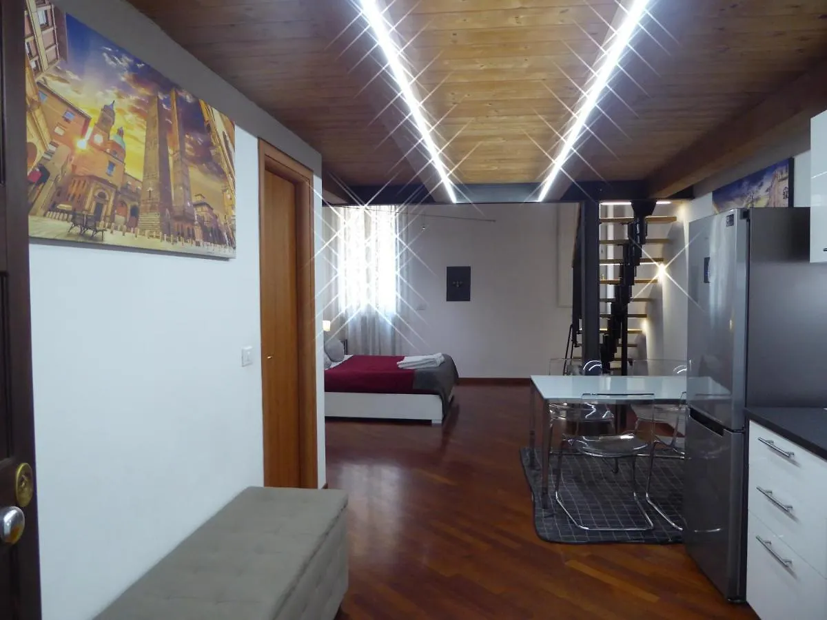 Giudei House Bologna Apartamento 0*,  Itália